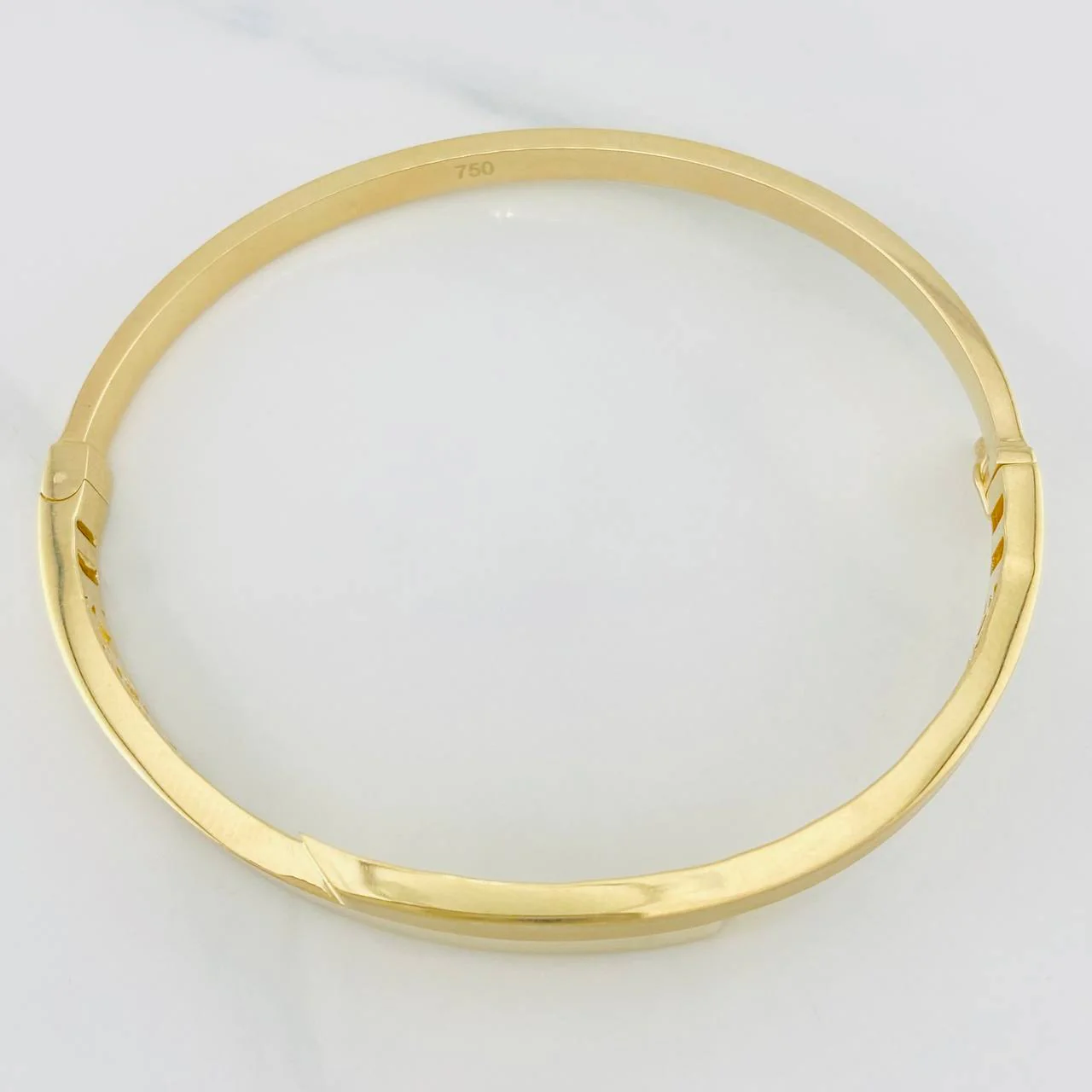 Pulso Aro Cruzado 8.8g / 6 3/4 in / 4mm Oro Amarillo 18K - Image 2