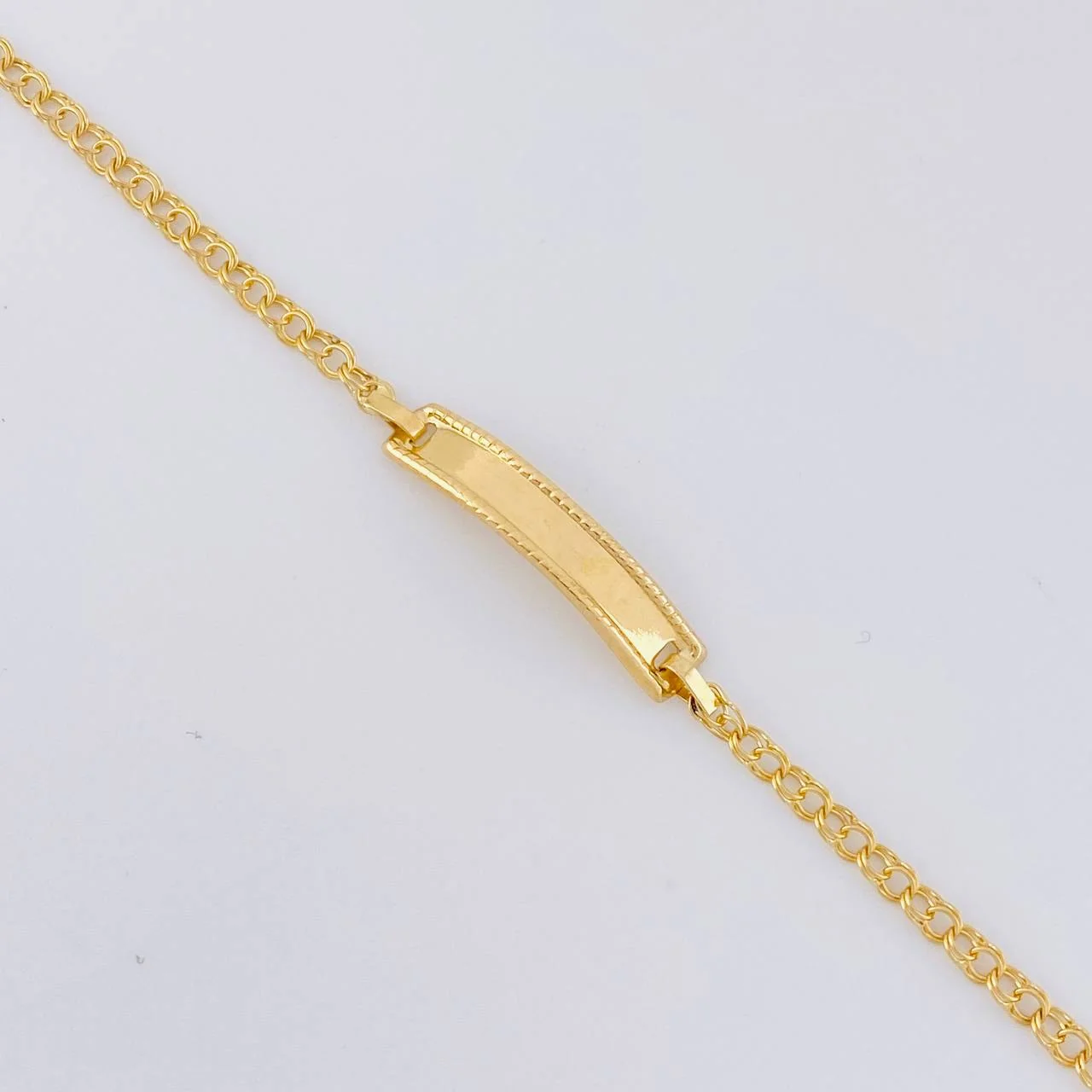 Pulso Bebé Aro Seguido Placa Rectangular Bordeada 1.25 g / 2.3 mm Oro Amarillo 18K - Image 2