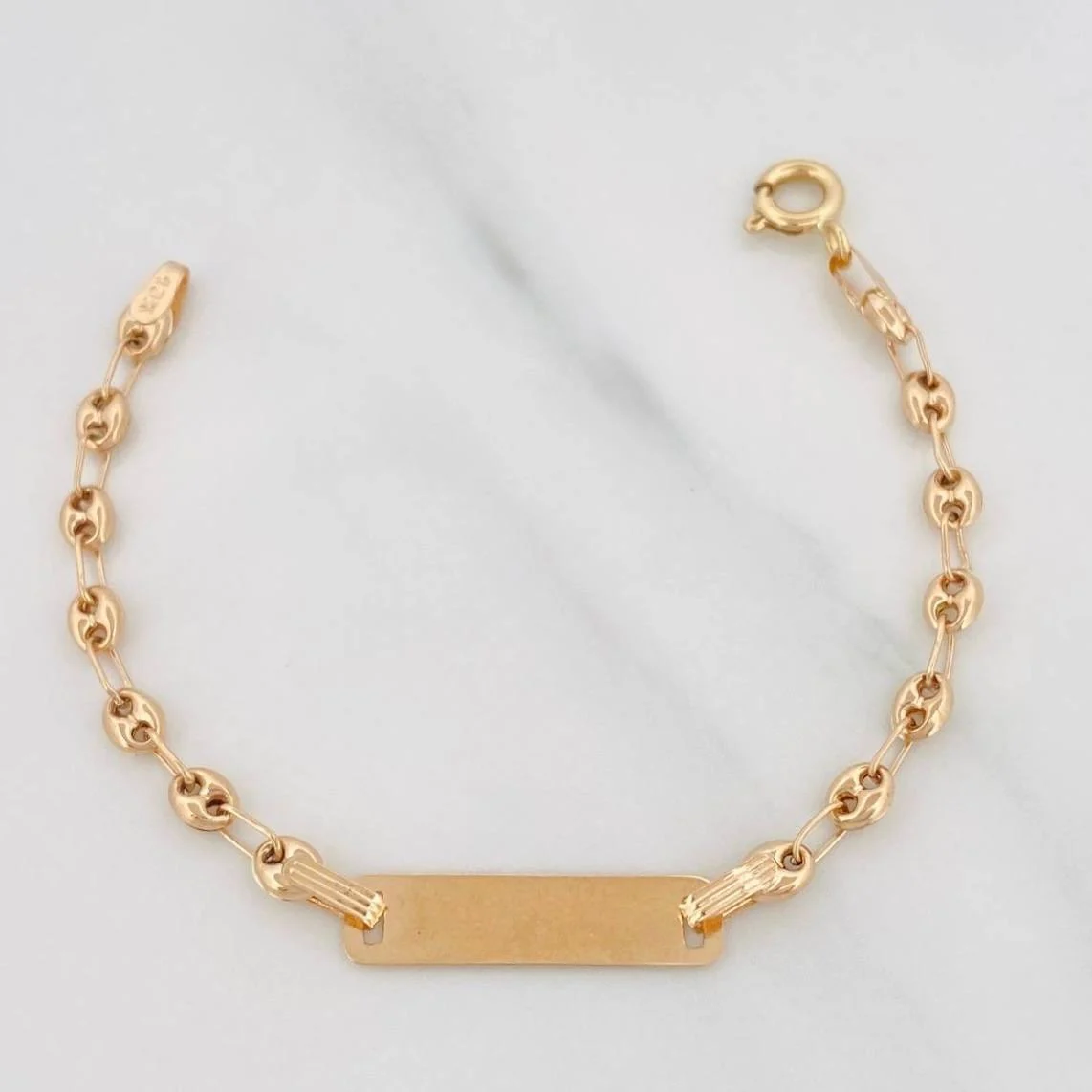 Pulso Bebé Gc Placa Rectangular 1.45 g / 4 3/4 in / 3.2 mm Oro Amarillo 18K