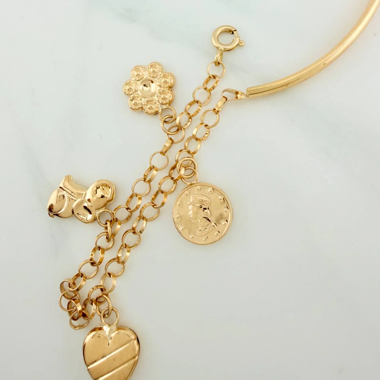 Pulso Charms 5.9gr / 6 3/4 in / 3.2mm Oro Amarillo 18K % - Image 3