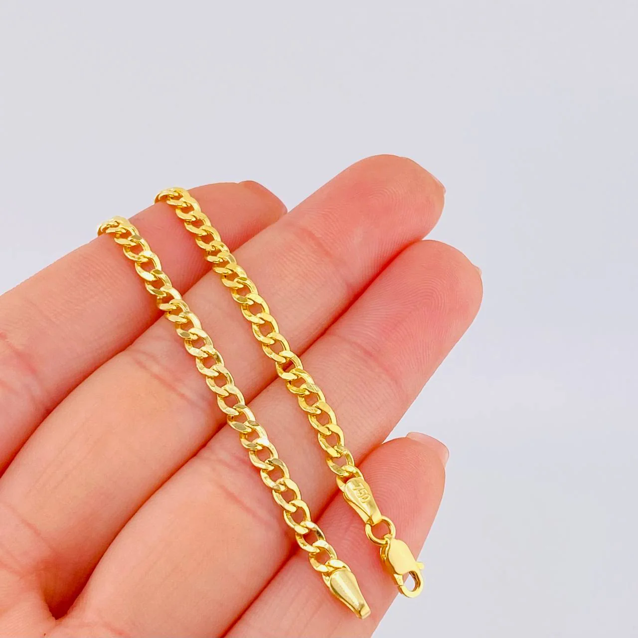 Pulso Cubana 2.3 g / 7 1/4 in / 3.35 mm Oro Amarillo 18K - Image 3
