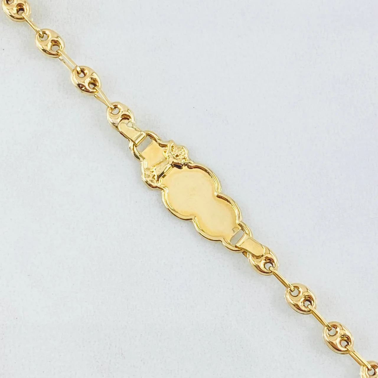 Pulso Gc Placa Nube Divino Niño 1.85gr / 5 1/2 in / 3.7mm Oro Amarillo 18K - Image 2