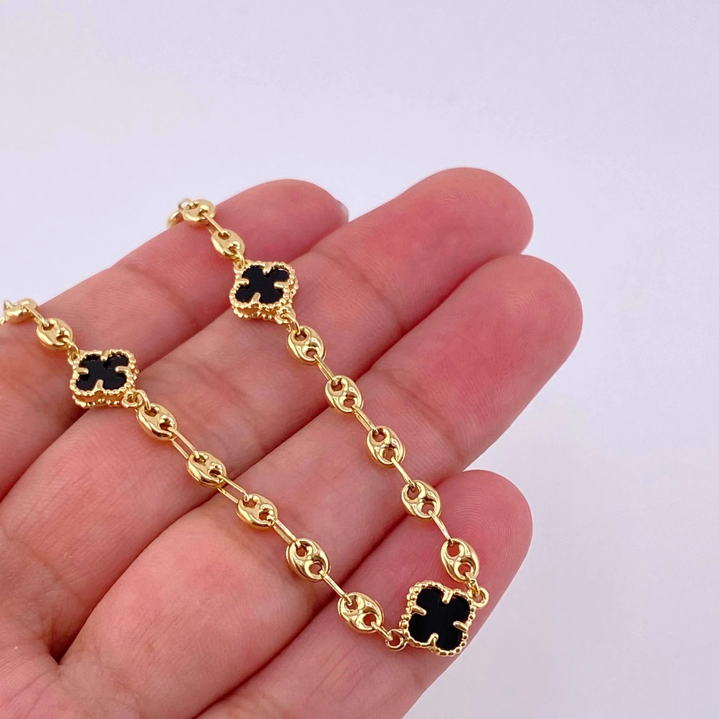 Pulso GC Trebol Onix 3.6g / 7 in / 3.65mm Oro Amarillo 18K - Image 3