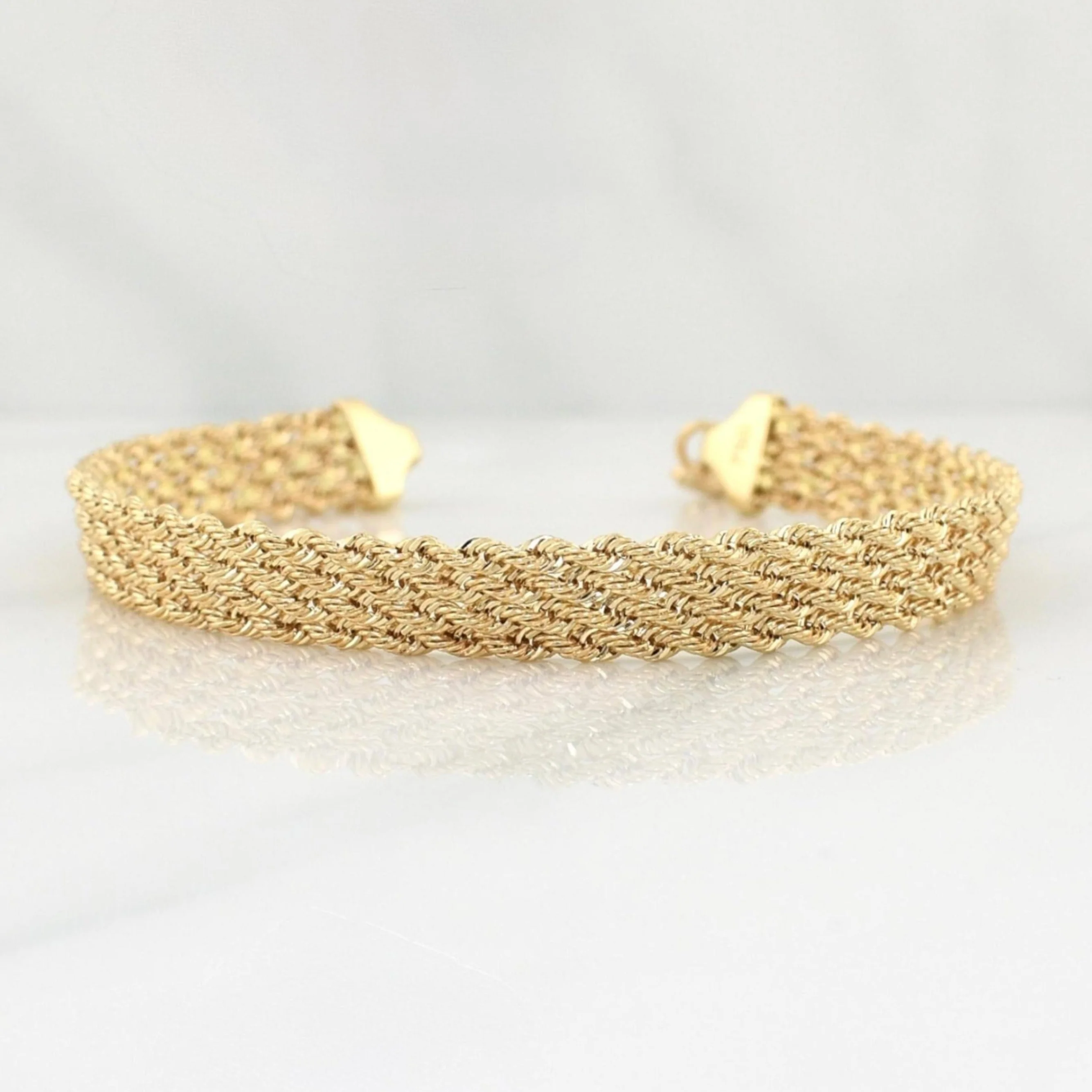Pulso Lazo Secuencial 4.05 g / 7 in / 7.75 mm Oro Amarillo 18K