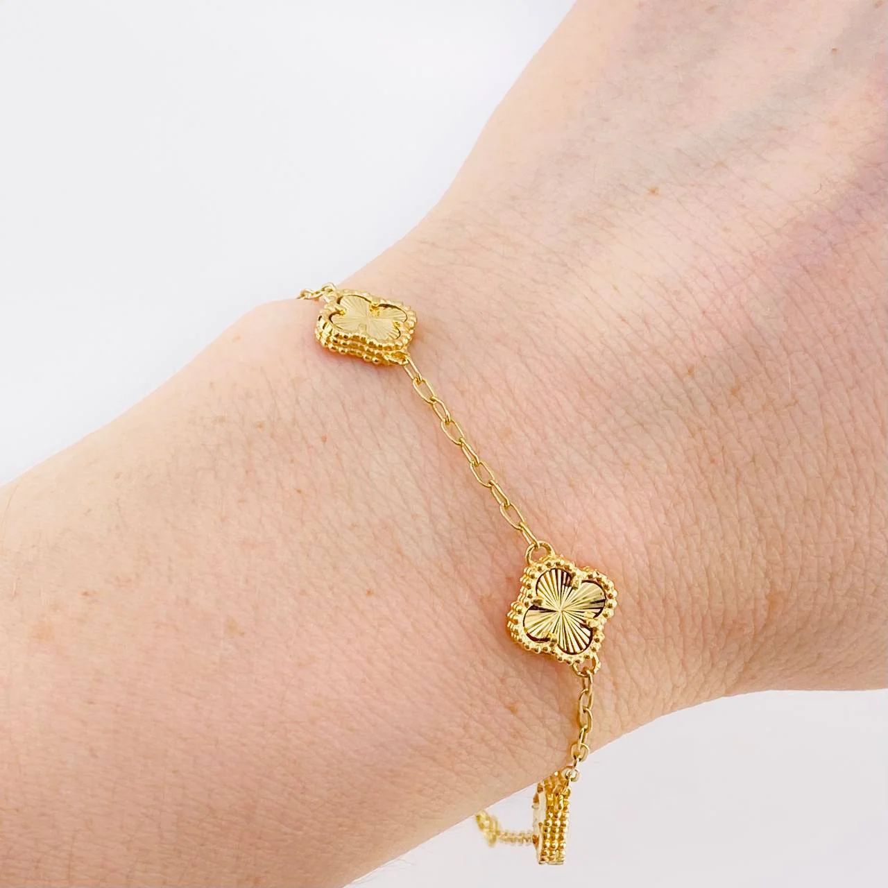 Pulso Modulable Trebol Aro Seguido 6.05 g / 7 1/2 in - 8 1/2 in / 1.8 mm Oro Amarillo 18K - Image 4