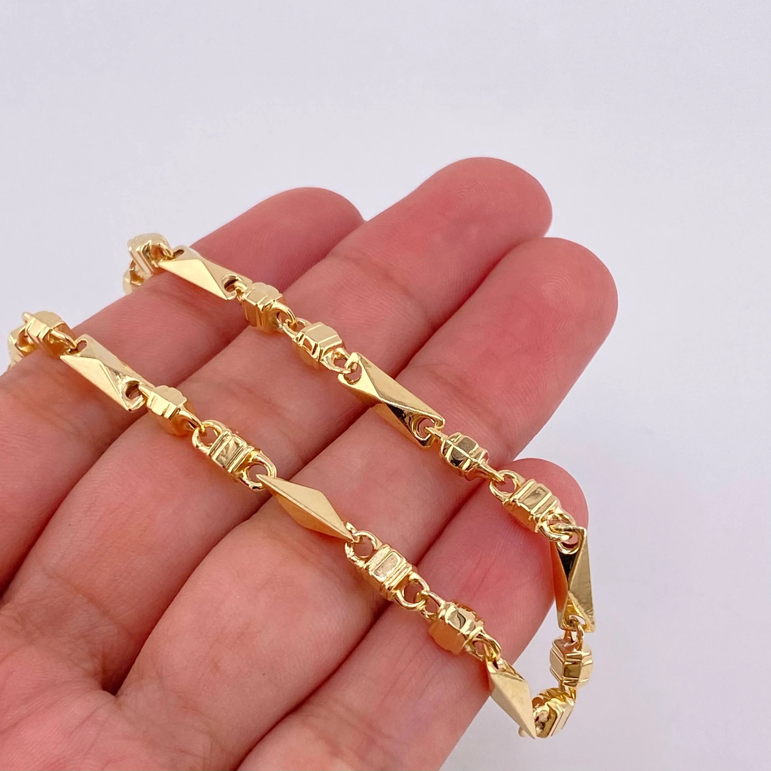 Pulso Rustico Rombo Cubico 4.6 g / 7 3/4 in / 3.85 mm Oro Amarillo 18K - Image 3