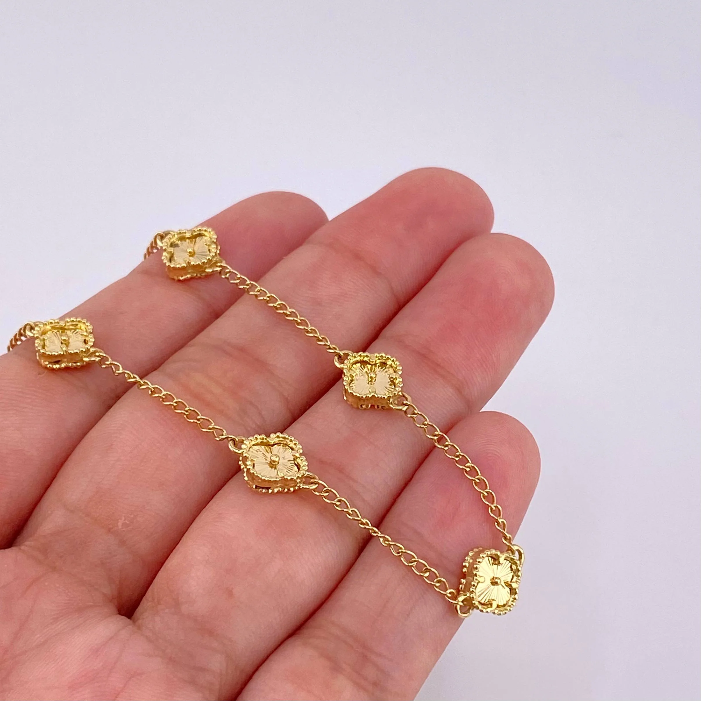 Pulso Trebol Espiga Diamantado 4.85g / 7 1/4 in / 1.6mm Oro Amarillo 18K - Image 3