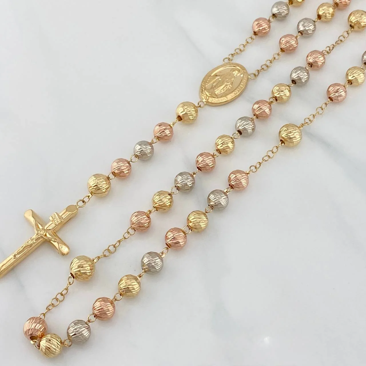 Rosario Virgen Milagrosa 16.65 g / 17 1/2 in / 7mm-8 mm Tres Oros 18K - Image 4