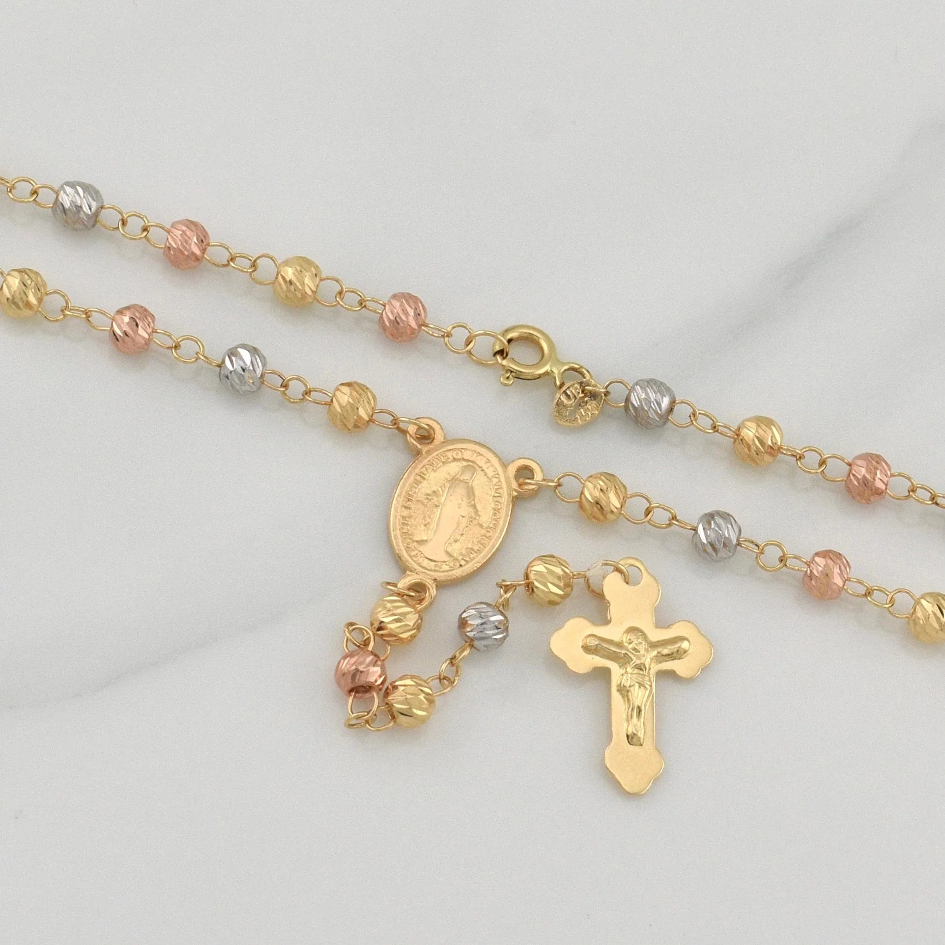 Rosario Virgen Milagrosa 9.7g / 24 in / 4 - 5mm Tres Oros 18K - Image 3