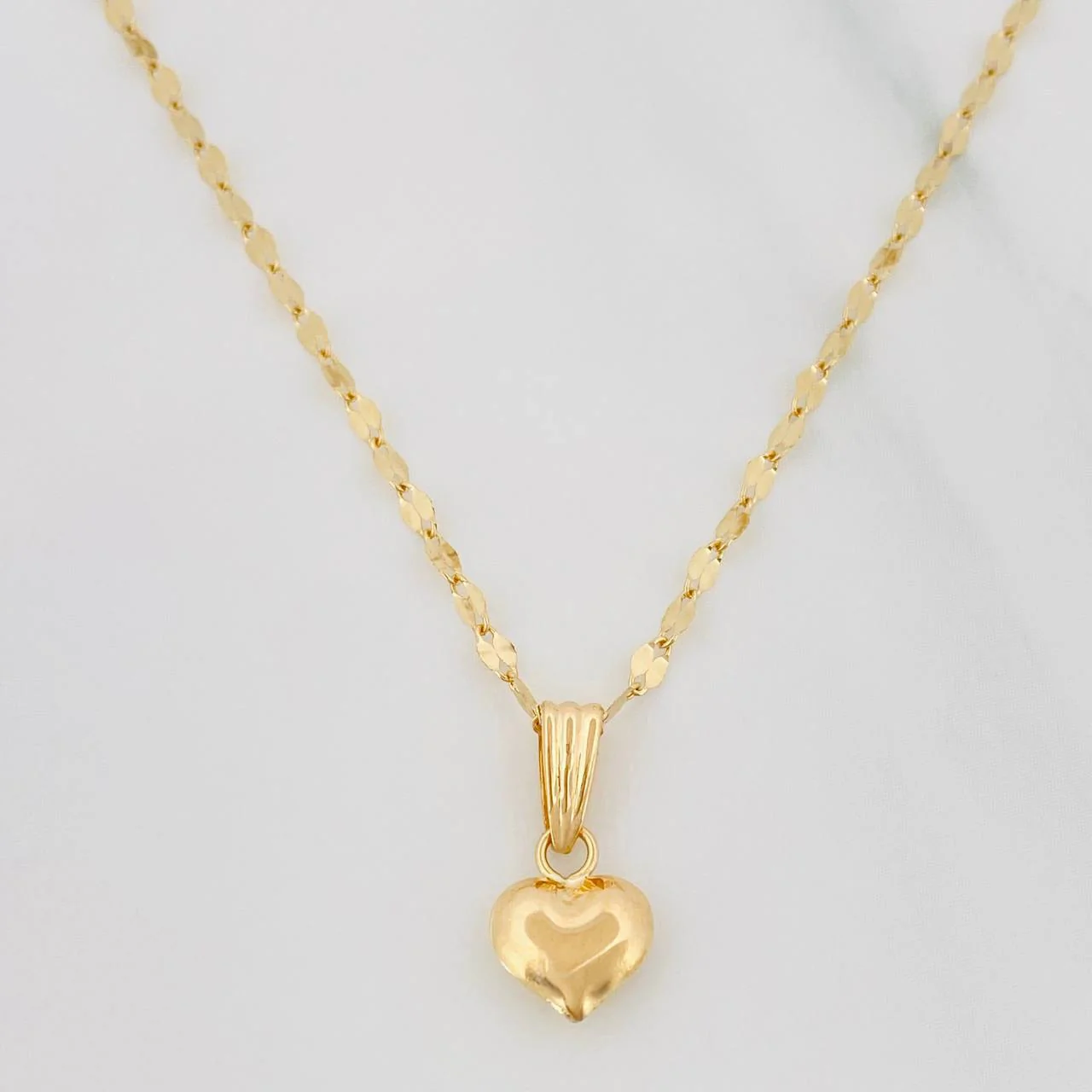 Set Cadena Flor Espejo + Dije Corazon / 1.5 g / 17 3/4 in Oro Amarillo 18K