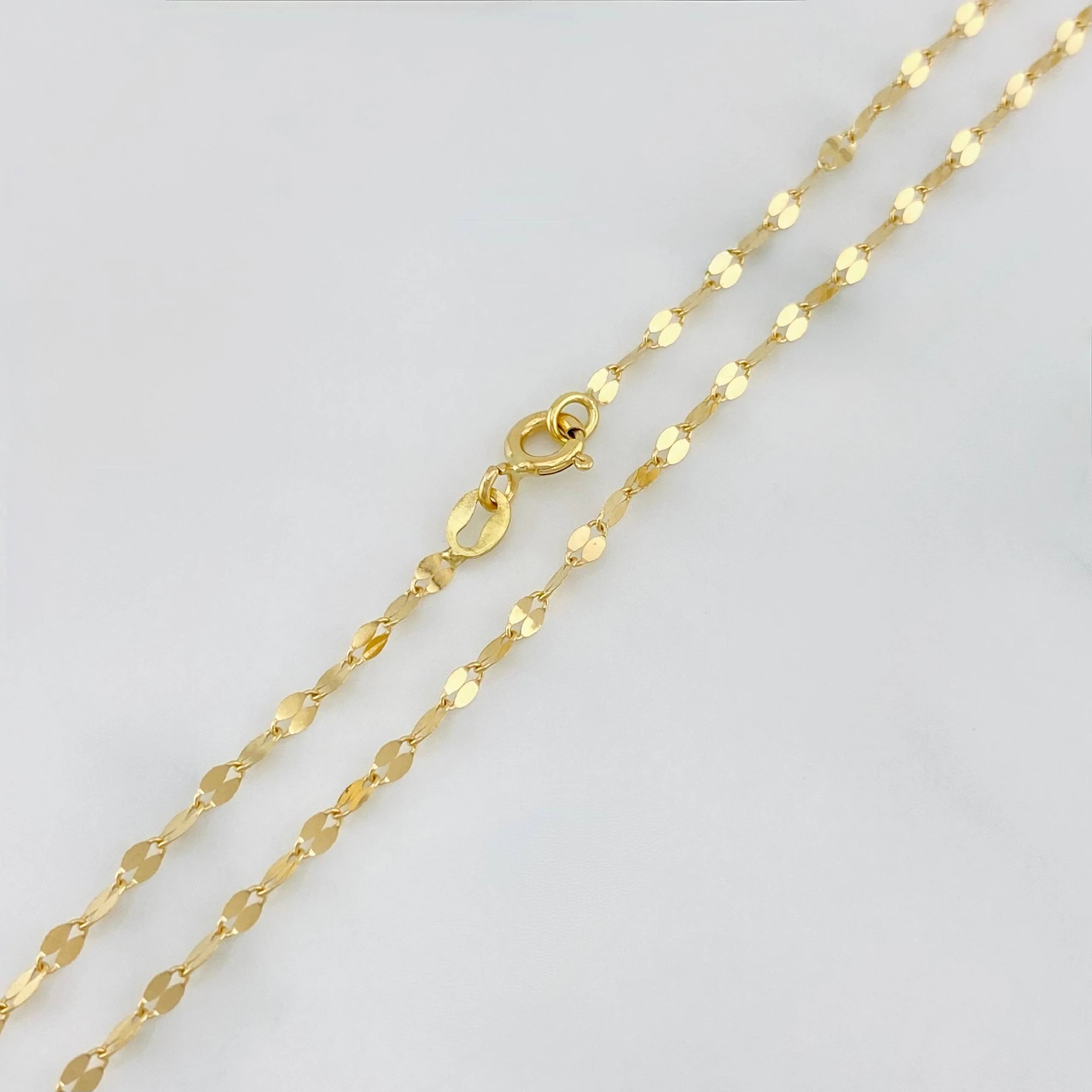 Set Cadena Flor Espejo + Dije San Benito / 1.8 g / 15 3/4 in Oro Amarillo 18K - Image 3