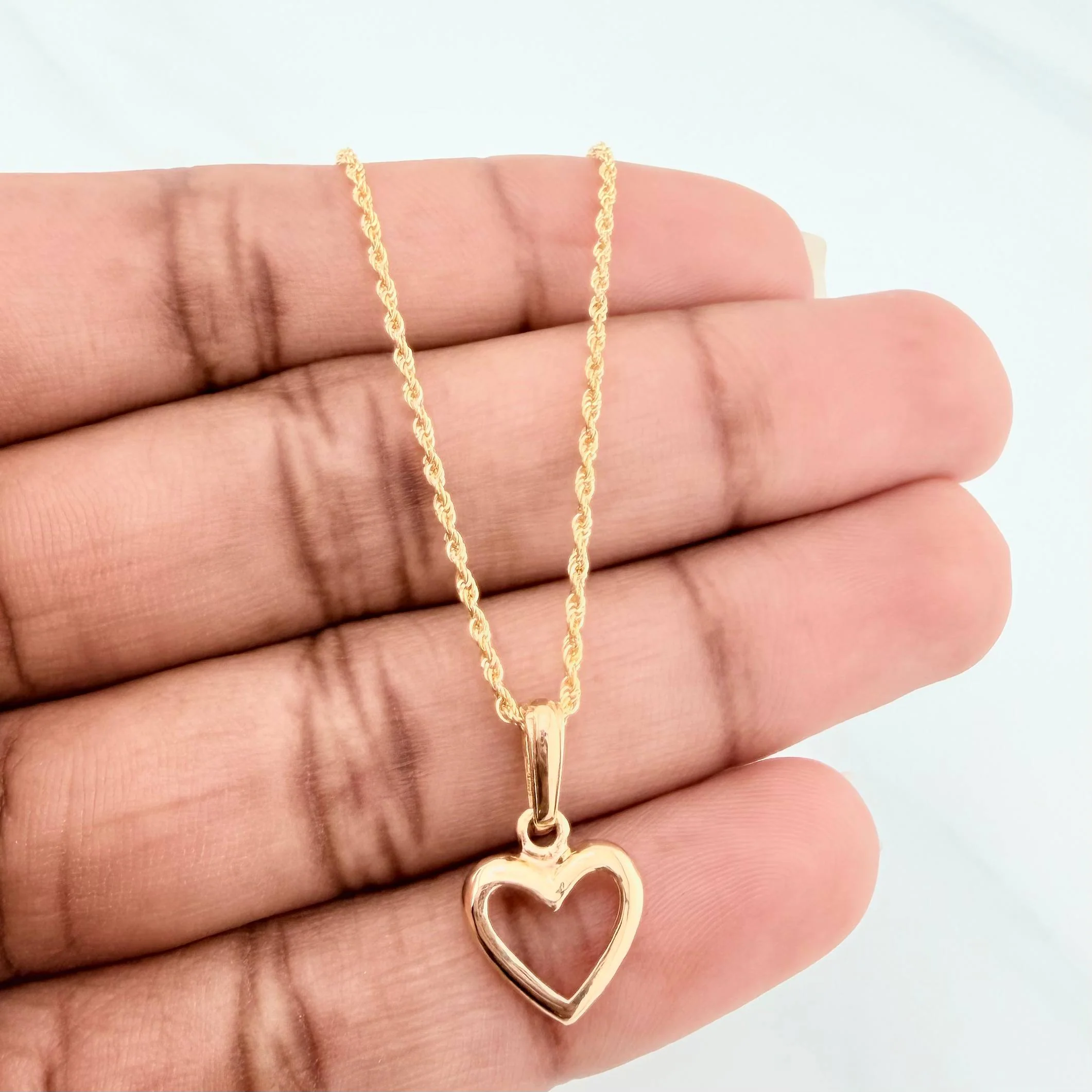 Set Cadena Lazo + Dije Silueta Corazon / 1.75gr / 19 1/2 in Oro Amarillo 18K - Image 4