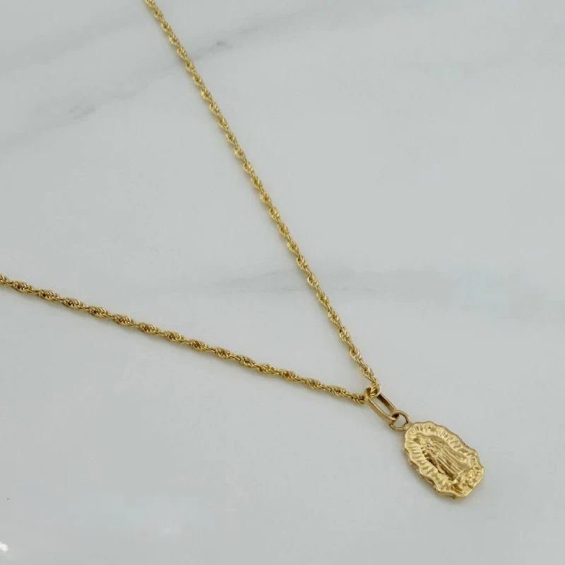 Set Cadena Lazo + Dije Virgen De Guadalupe / 1,35 gr / 17 3/4 in Oro Amarillo 18K - Image 3