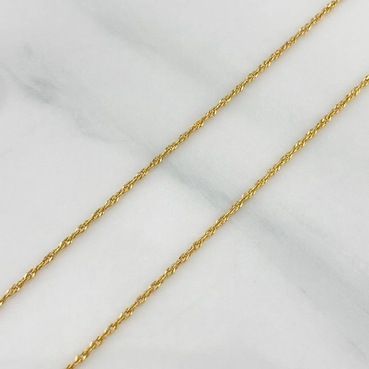Set Cadena Singapur + Dije Oso / 1,35gr / 17 3/4 in Oro Amarillo 18K - Image 4