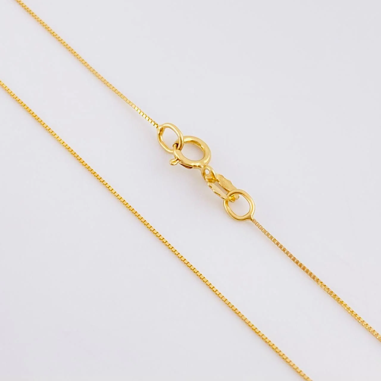 Set Cadena Veneciana + Dije Mariposa Esmeralda 6 Pts / 1.15g / 18 in Oro Amarillo 18K - Image 4