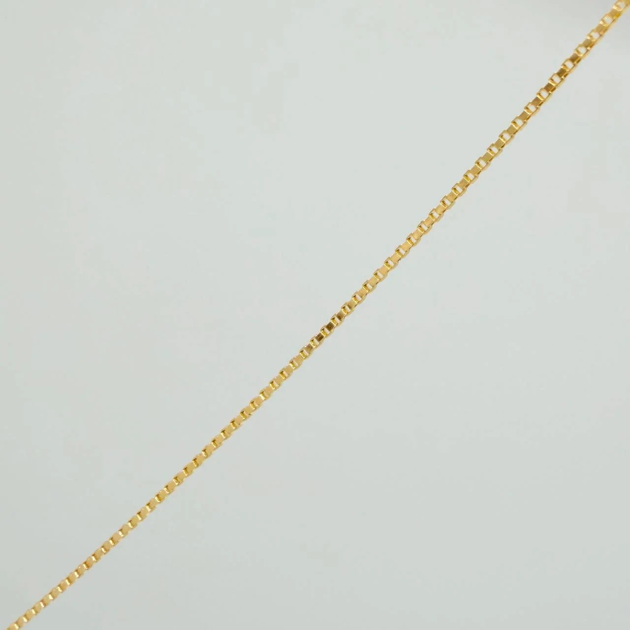 Set Cadena y Dije Veneciana + Virgen Milagrosa 1.3gr / 15 3/4 in / 0.55mm Oro Amarillo 18K & - Image 5