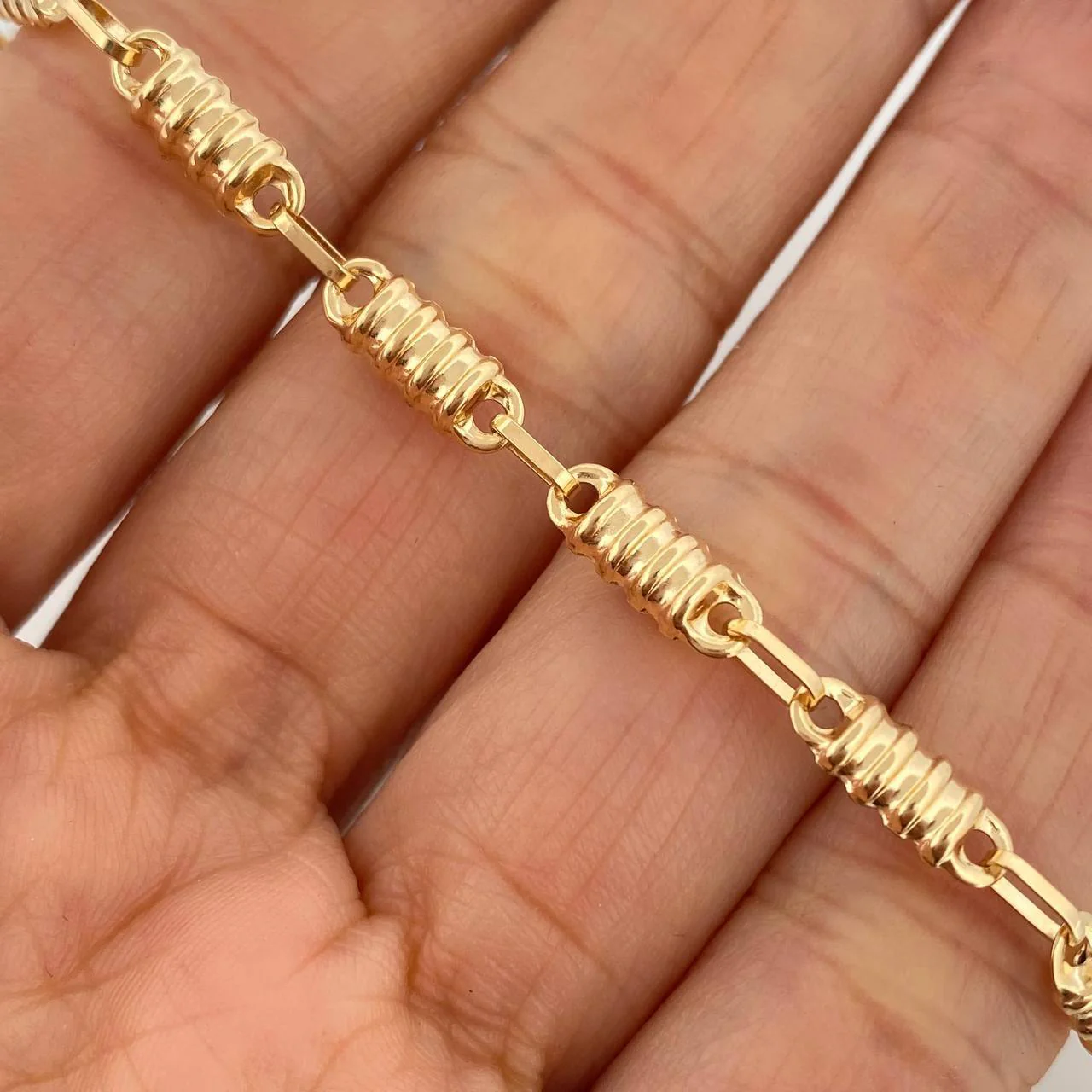 Tobillera Rustica Barril 5.25 g / 11 in / 4.2 mm Oro Amarillo 18K - Image 4