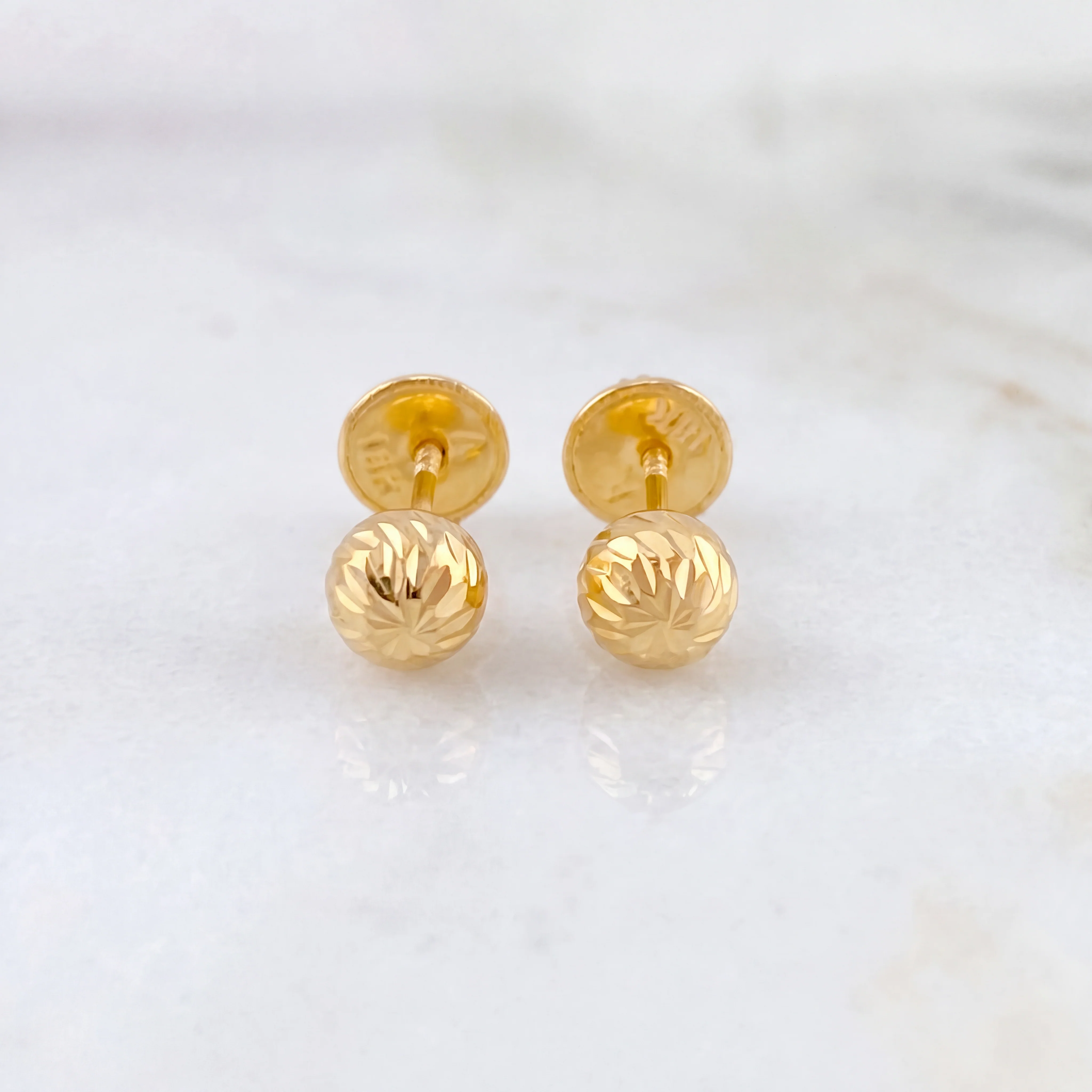 Topos Bola Diamantada 0.7 g / in / 5 mm Oro Amarillo 18K - Image 3