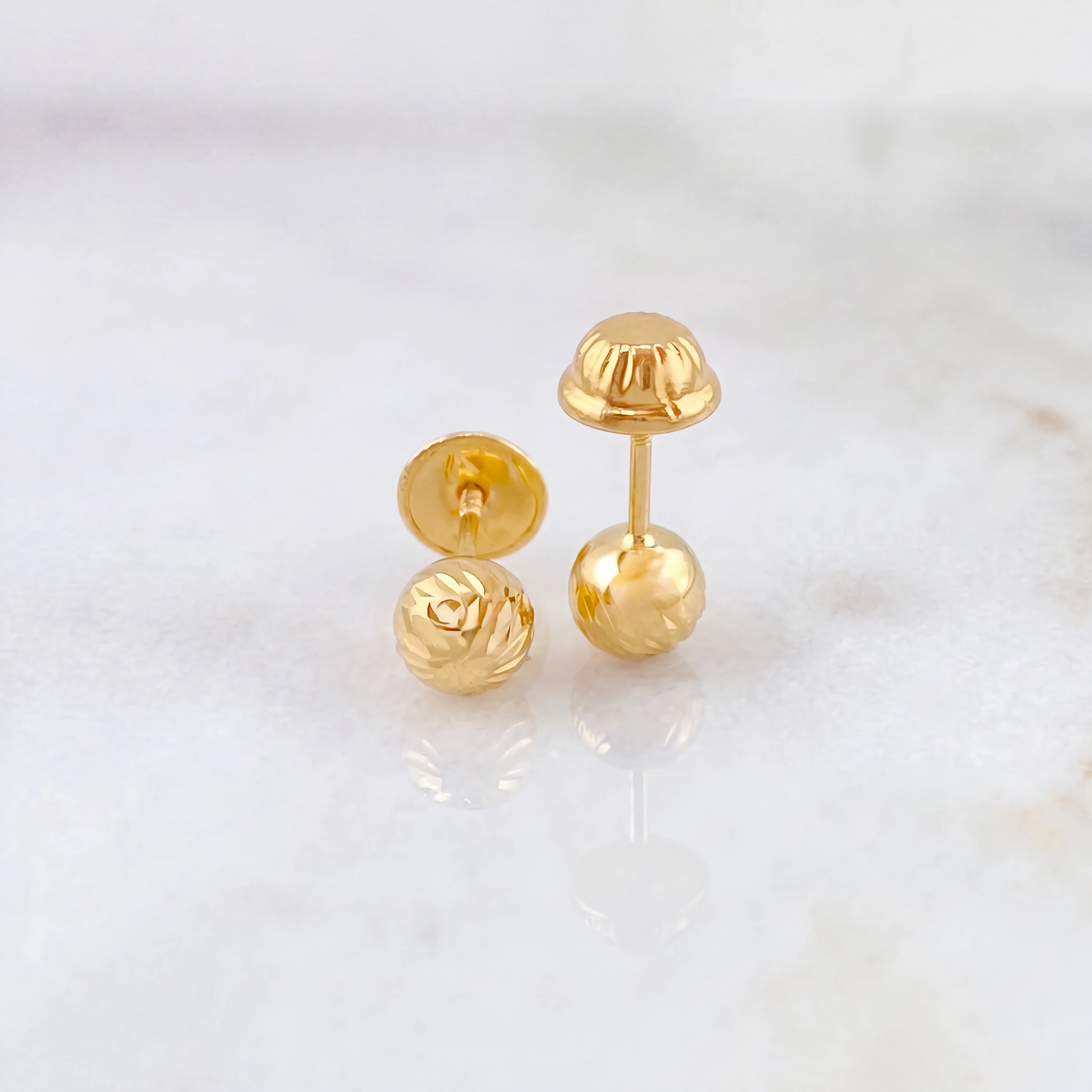 Topos Bola Diamantada 0.7 g / in / 5 mm Oro Amarillo 18K - Image 4