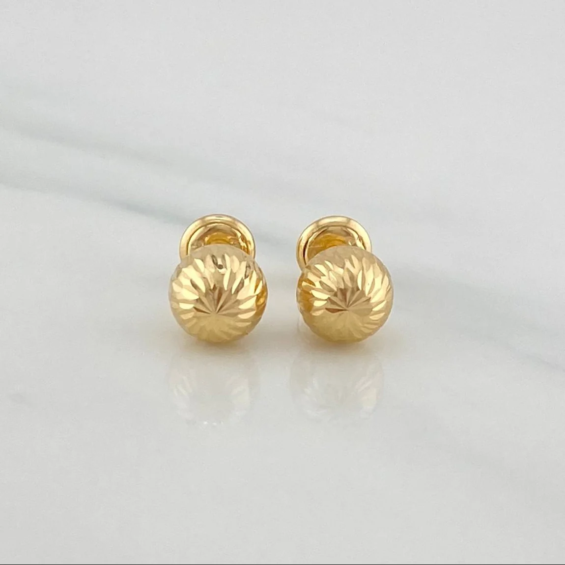 Topos Bola Diamantados 0.95 g / in / 7 mm Oro Amarillo 18K