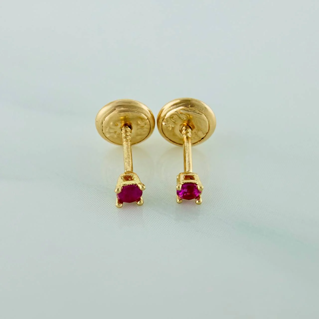 Topos Chispa 0.5gr / 1mm Oro Amarillo 18K &