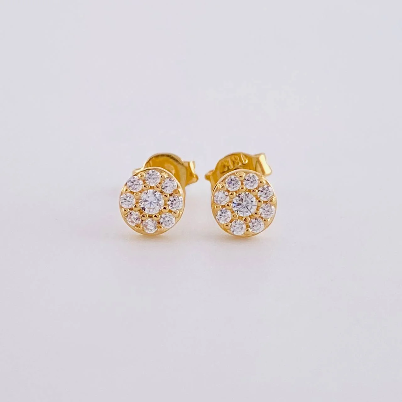 Topos Circular Tupido 1.05g / in / 5.4mm Oro Amarillo 18K
