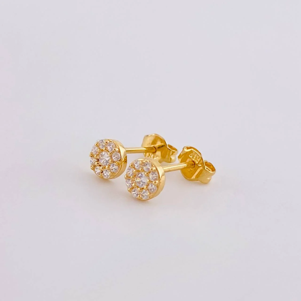 Topos Circular Tupido 1.05g / in / 5.4mm Oro Amarillo 18K - Image 3