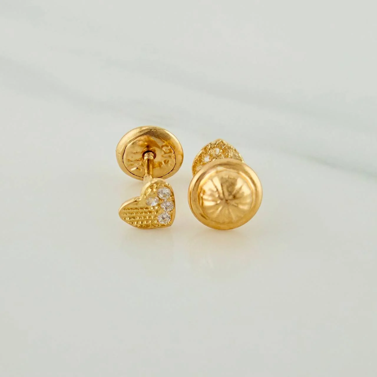 Topos Corazón Medio Destello 0.6gr / 4mm Oro Amarillo 18K & - Image 2
