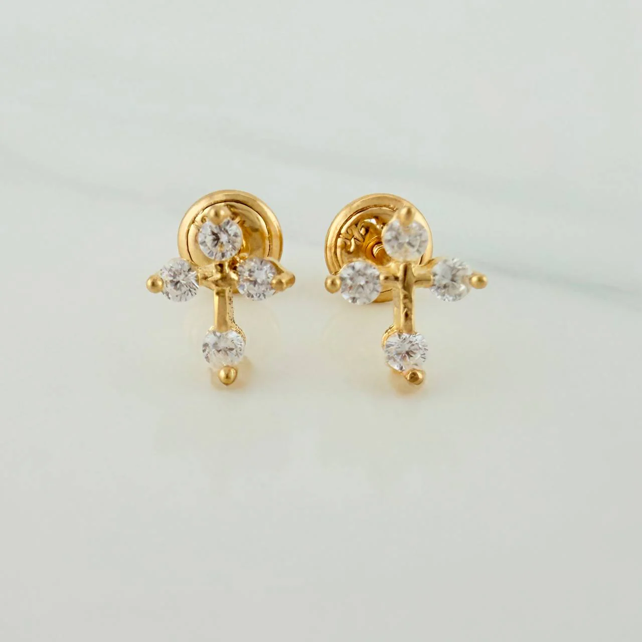 Topos Cruz Punta Destellante 0.95gr / 8mm Oro Amarillo 18K &
