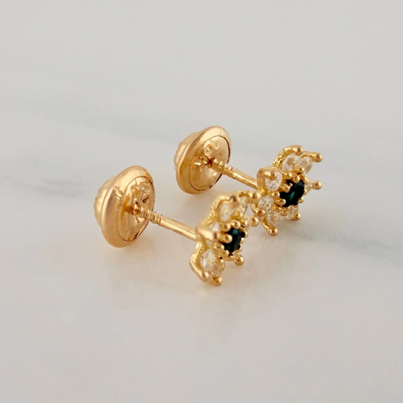 Topos Flor 0.95gr / 4mm Oro Amarillo 18K & - Image 3