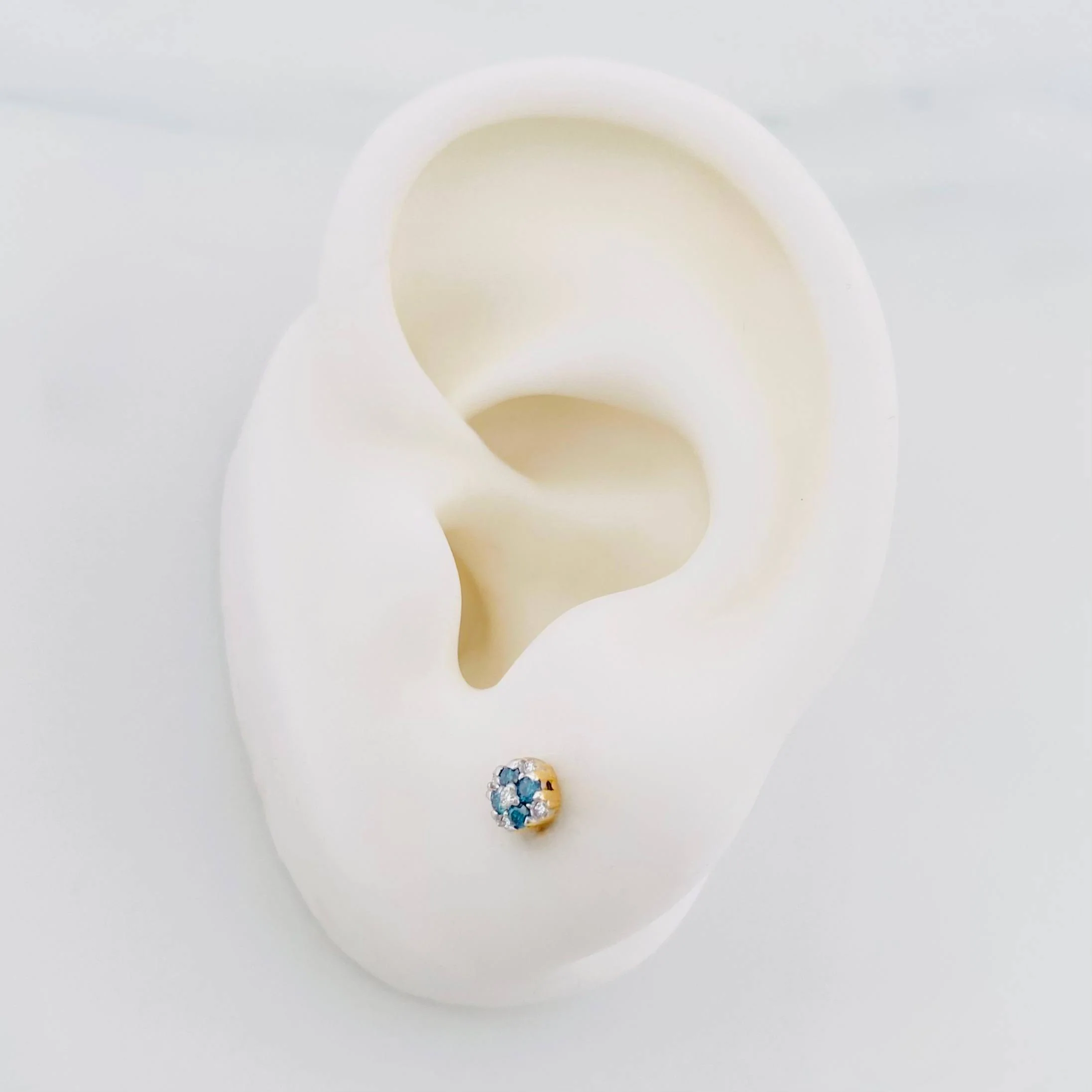 Topos Flor Diamantes 17Pts 1 g / in / 1 mm Oro Amarillo 18K - Image 4