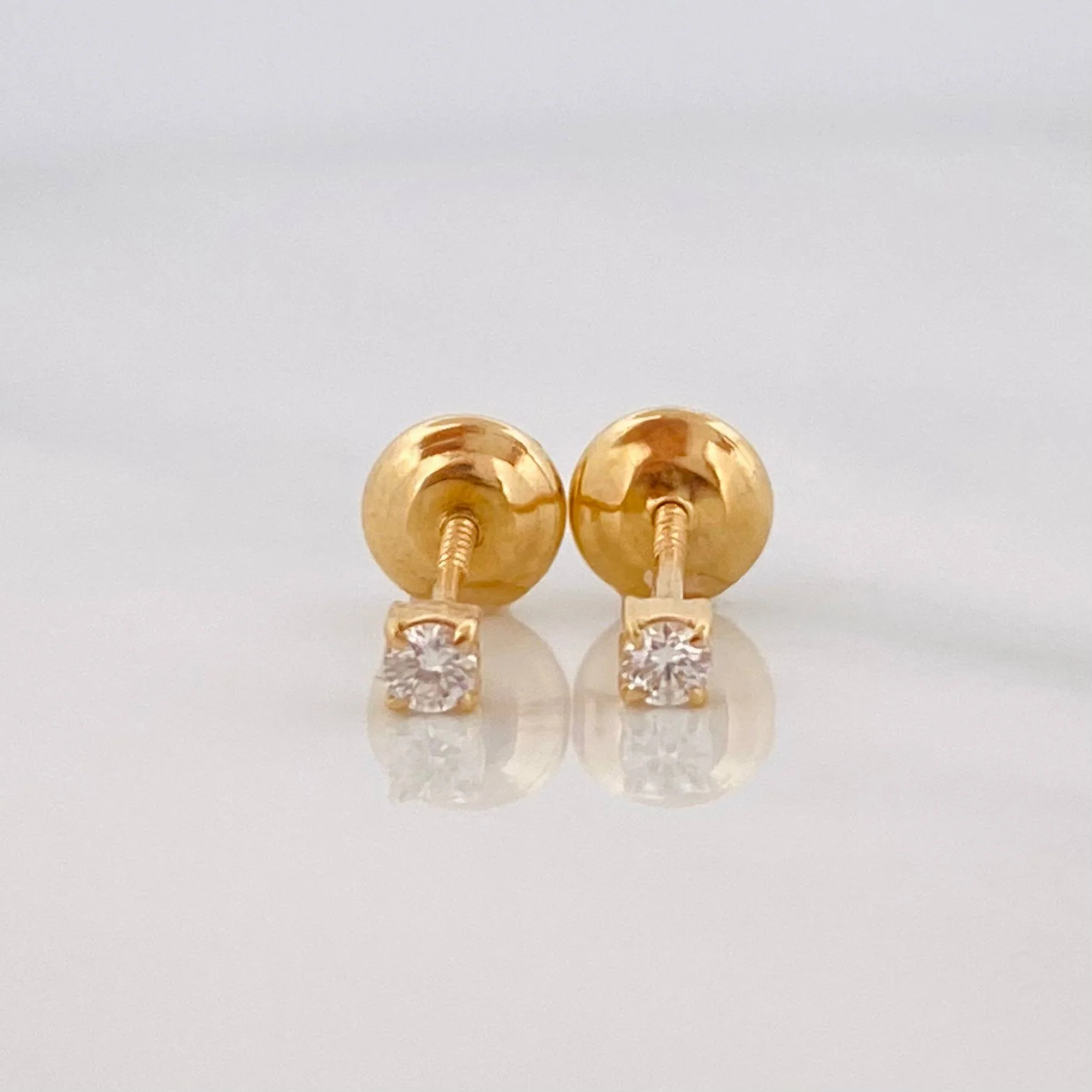 Topos Garra diamantes 0.6pts diamante 1pts Diamante 1pts 0.5g / in / 1.83mm Oro Amarillo 18K