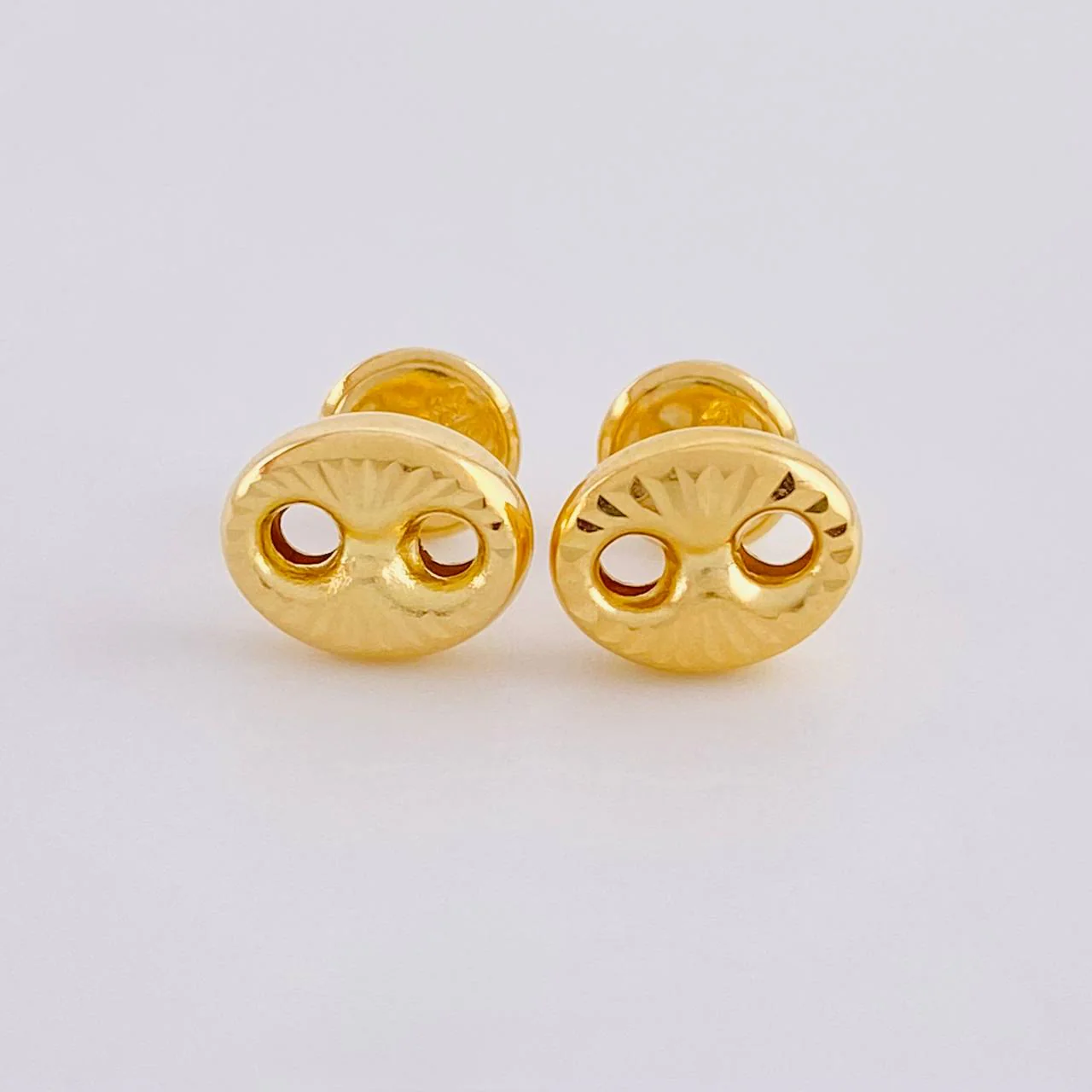 Topos Gc Diamantado 0.8 g / in / 6.4 mm Oro Amarillo 18K