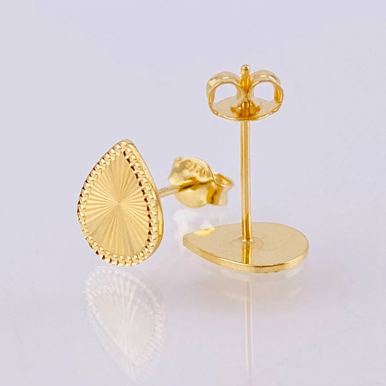 Topos Gota Diamantada 0.8gr / 7.9mm Oro Amarillo 18K * - Image 4