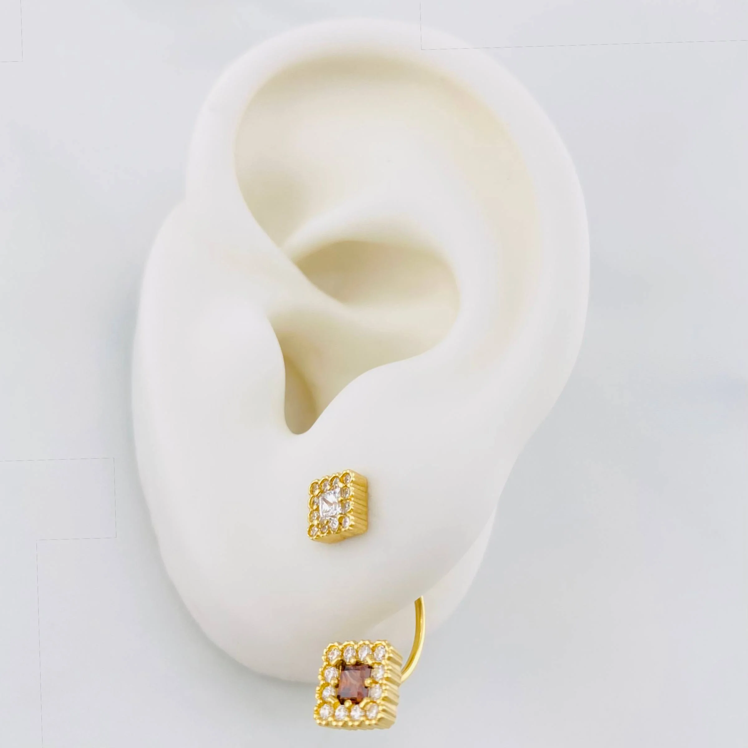 Topos Halo cuadrado 3.3g / in / 6.5mm Oro Amarillo 18K - Image 4