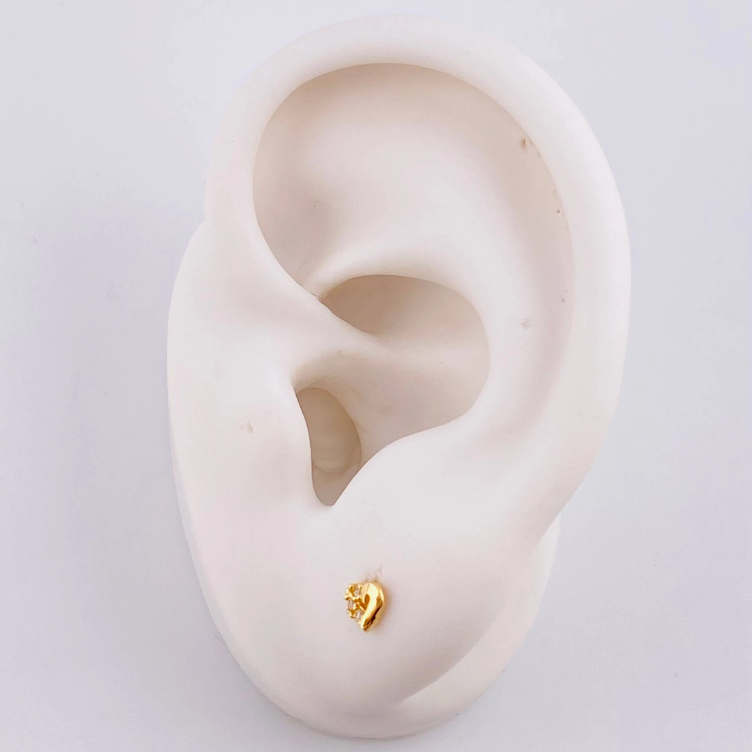 Topos Silueta Corazon 0.55 g / in / 3.9 mm Oro Amarillo 18K - Image 4