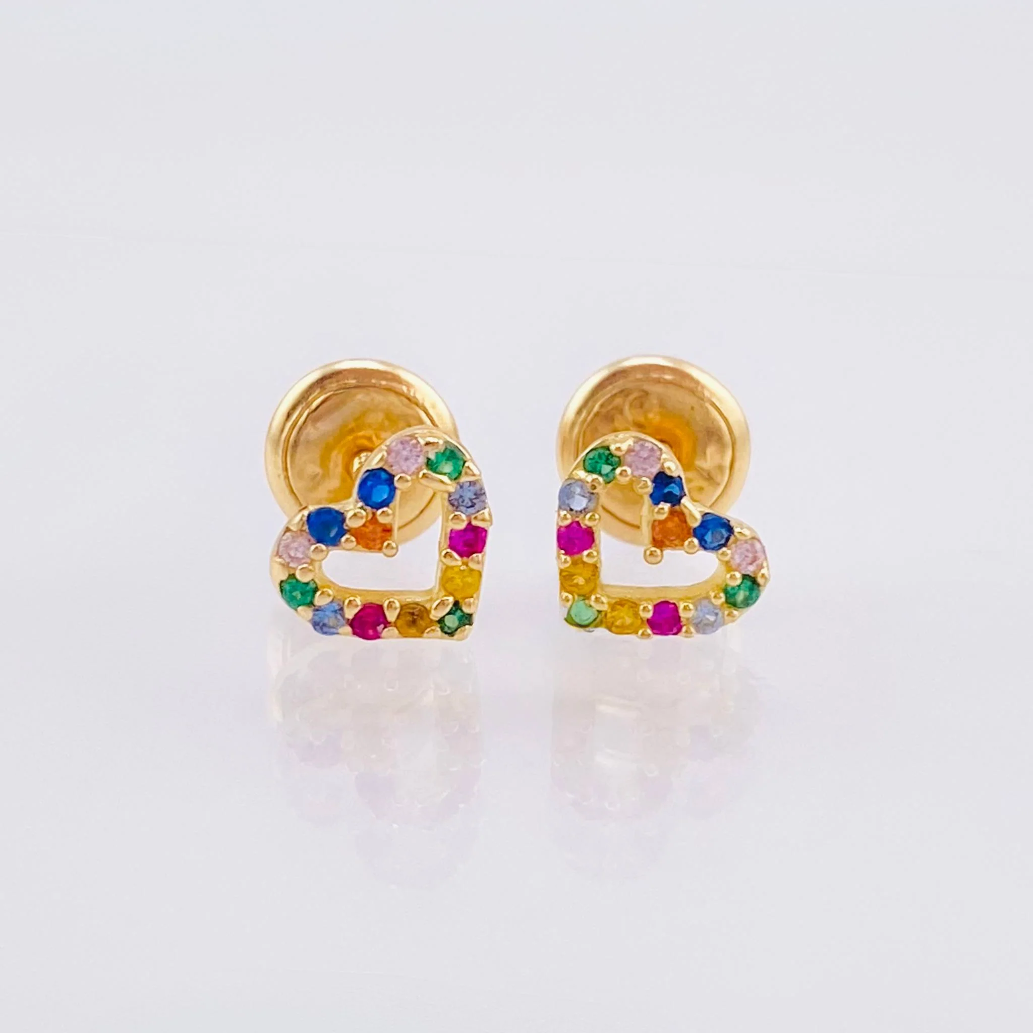 Topos Silueta Corazón 0.85gr / 5.5mm Oro Amarillo 18K ©