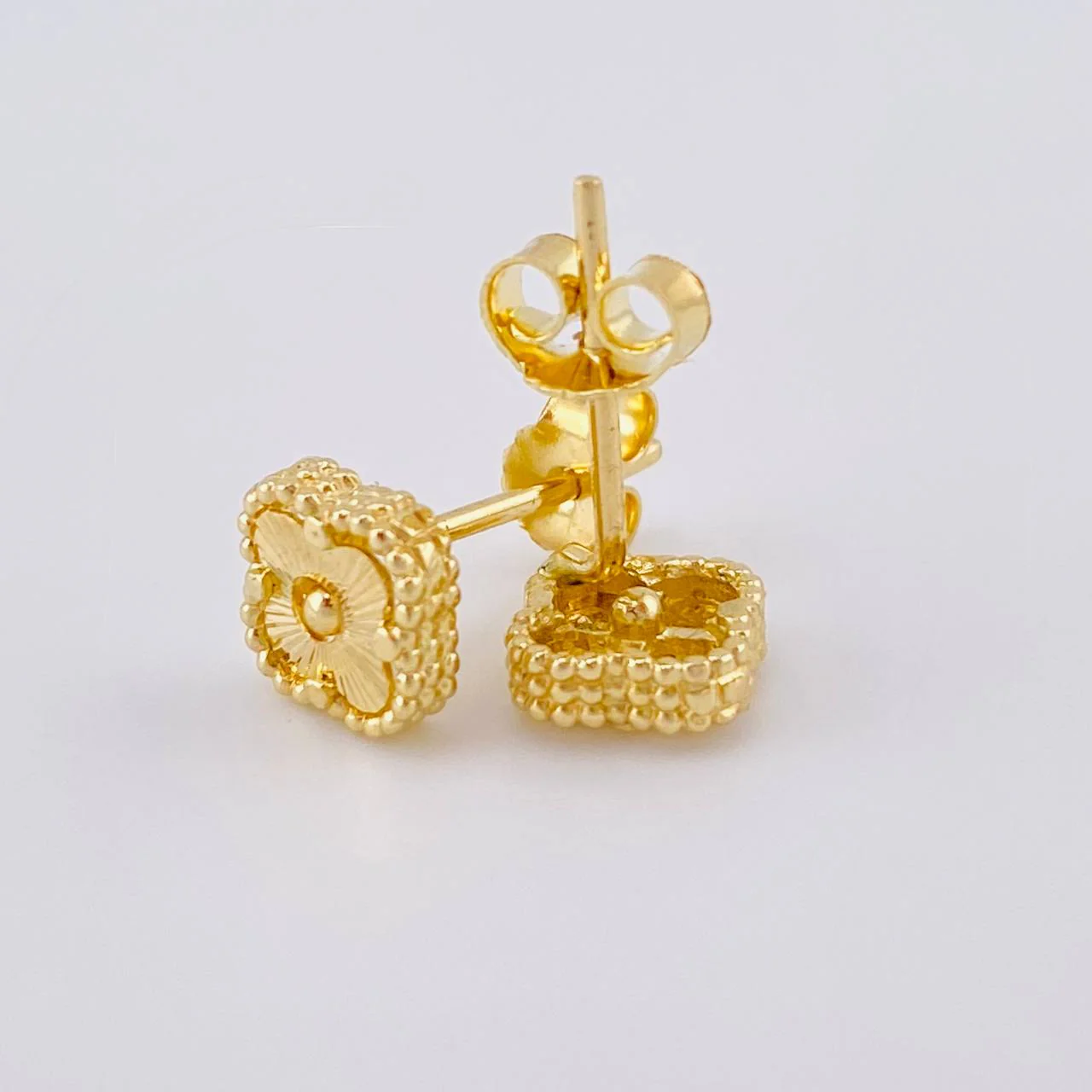 Topos Trebol 1.8 g / in / 7.7 mm Oro Amarillo 18K! - Image 4