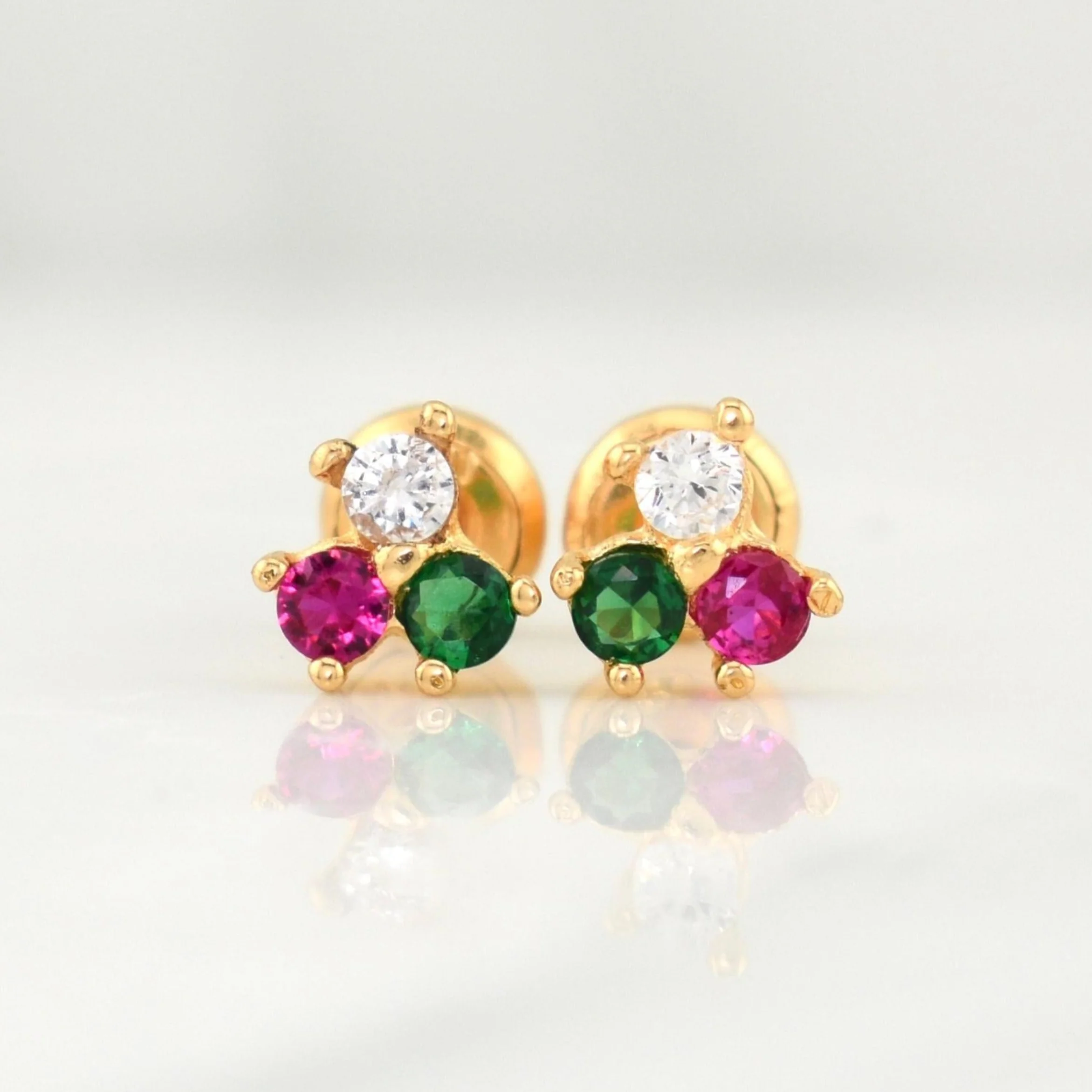 Topos Trio 0.9gr / 6.9mm Oro Amarillo 18K !